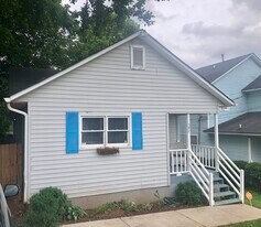 592 Spencer St NW in Atlanta, GA - Building Photo