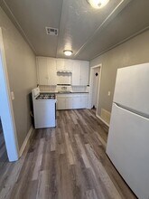 1122 Arkansas St in Norman, OK - Foto de edificio - Building Photo