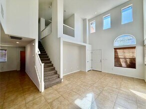 9316 Pyrope Ct in Las Vegas, NV - Building Photo - Building Photo