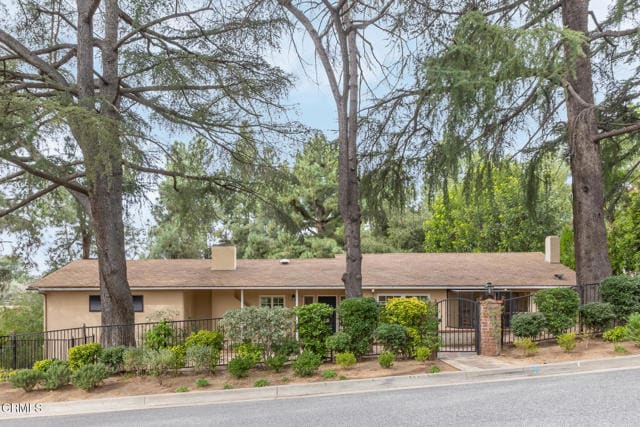 property at 5209 Alta Canyada Rd