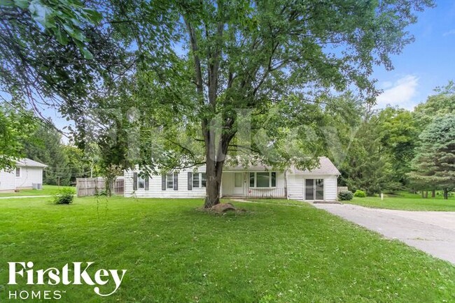 property at 5452 W Southport Rd