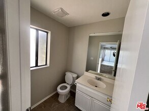 661 Woodcrest Dr in Lake Elsinore, CA - Building Photo - Building Photo