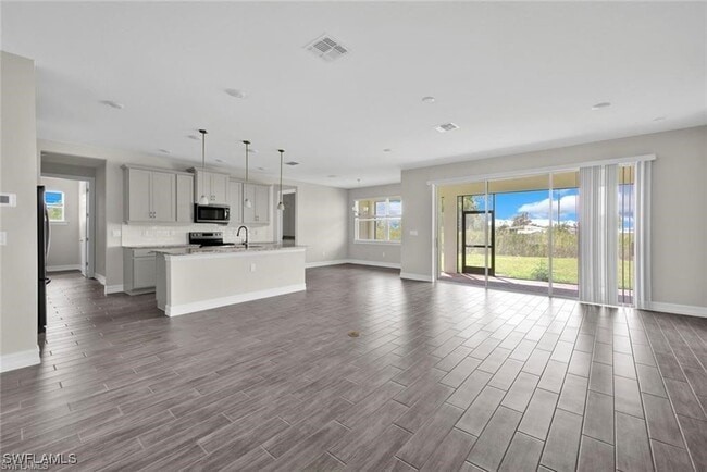 12329 Isabella Dr in Bonita Springs, FL - Building Photo - Building Photo