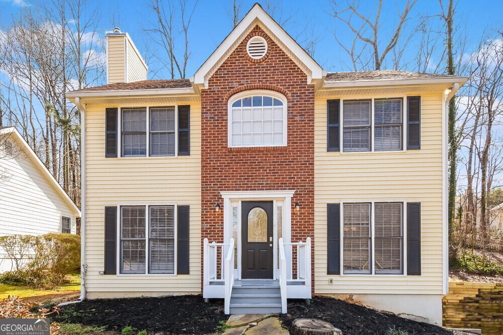 2530 Zachary Woods Dr NW in Marietta, GA - Building Photo