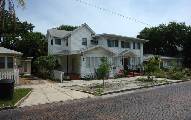 255 6th Ave N in St. Petersburg, FL - Building Photo - Building Photo