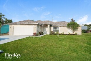 222 Cultural Park Blvd in Cape Coral, FL - Building Photo