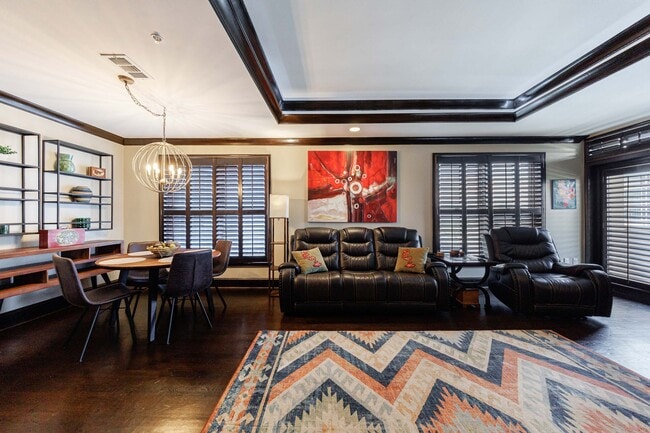 3334 Peachtree Rd in Atlanta, GA - Building Photo - Building Photo