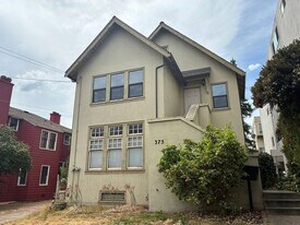 375 Euclid Ave in Oakland, CA - Building Photo