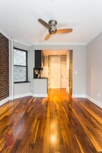 221 E 23rd St in New York, NY - Building Photo - Building Photo