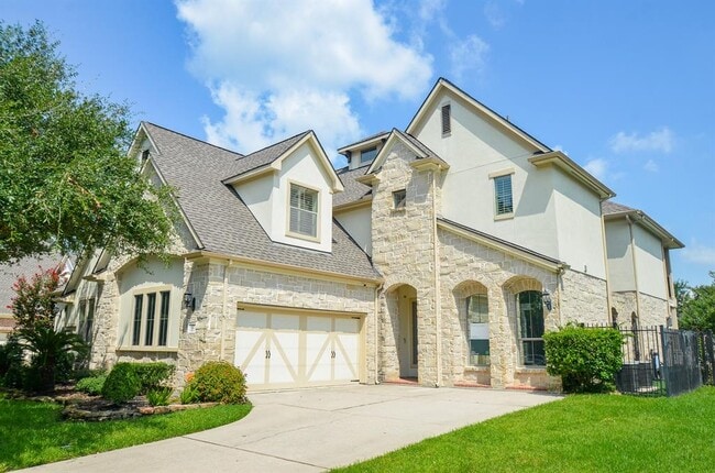 property at 42 N Knights Crossing Dr