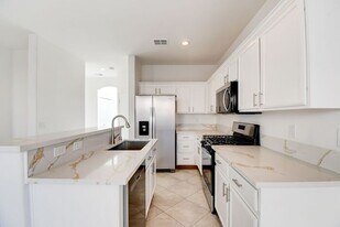 5924 W Santoli Ave in Las Vegas, NV - Building Photo