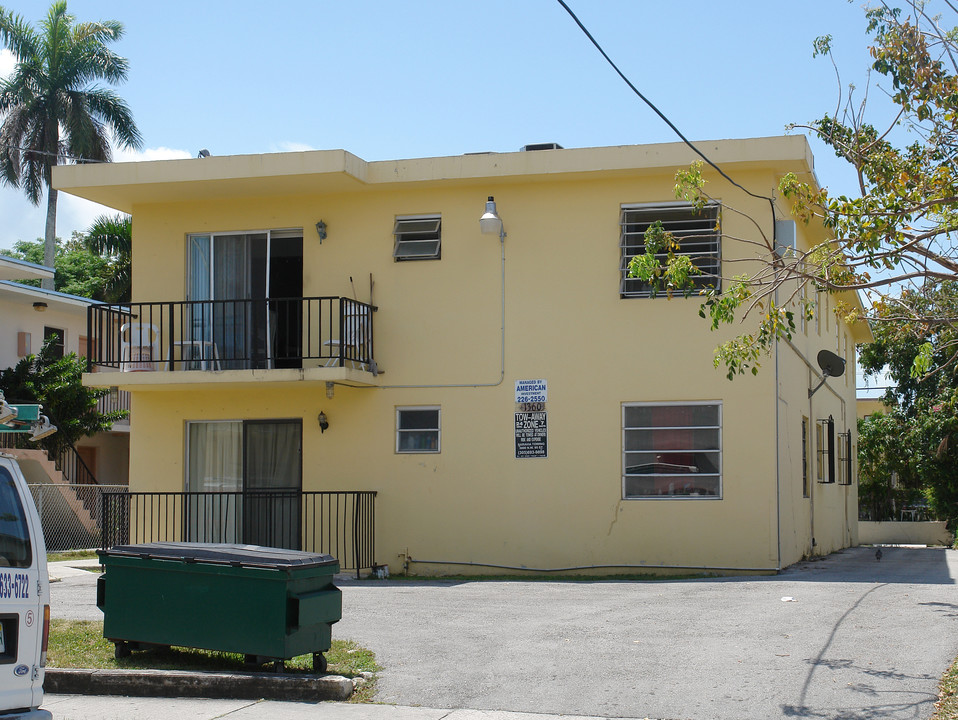 1360 SW 3rd St in Miami, FL - Building Photo