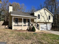 3323 Old Oaks Rd in Buford, GA - Building Photo - Building Photo