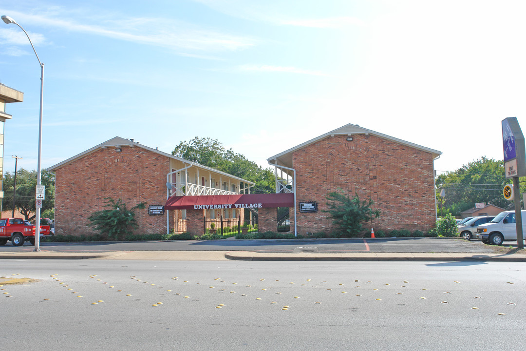 University Village in Fort Worth, TX - Building Photo