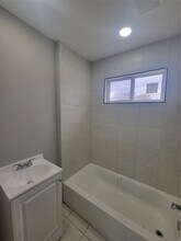 5109 Earline St in Houston, TX - Building Photo - Building Photo