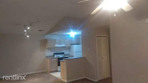 8849 Latrec Ave-Unit -Apt 307 in Orlando, FL - Building Photo