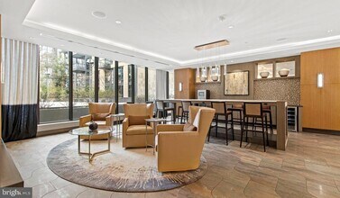 8300 Wisconsin Ave in Bethesda, MD - Building Photo - Building Photo