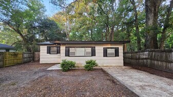 9658 Gibson Ave in Jacksonville, FL - Building Photo