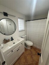 541 NE 199th Ln in Miami, FL - Building Photo - Building Photo