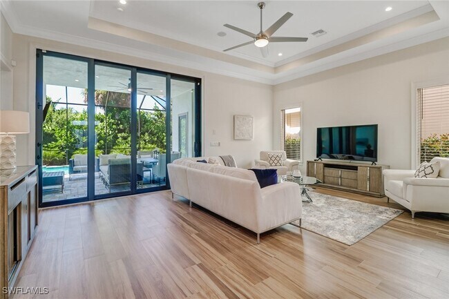 property at 2875 Coco Lakes Dr