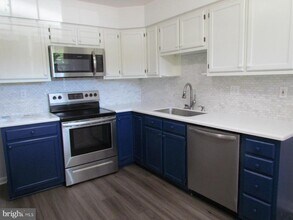 13240 Clipper Cir in Solomons, MD - Building Photo - Building Photo