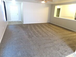 9535 Autumn Leaf Way in Reno, NV - Building Photo - Building Photo