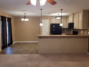 5365 Branch Point Dr in Valdosta, GA - Building Photo - Building Photo