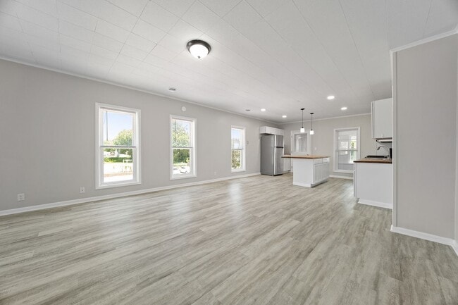 property at 801 W 26th St