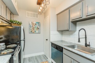 Chateaux Dijon Apartments