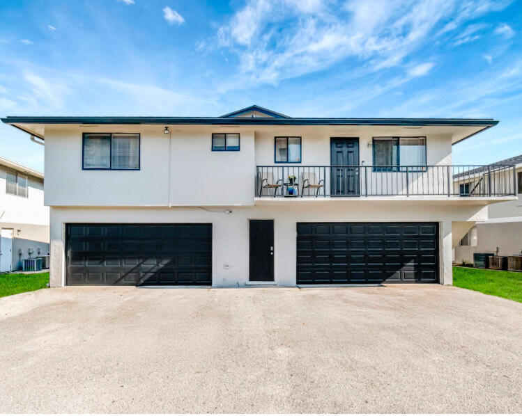 814 Tiffany Dr W in West Palm Beach, FL - Building Photo