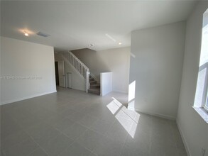 16227 SW 292nd St in Homestead, FL - Building Photo - Building Photo