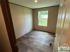 51 Miles Park Rd in Pembroke, GA - Building Photo - Building Photo