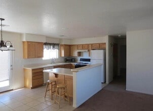 10203 E 35th St in Yuma, AZ - Foto de edificio - Building Photo