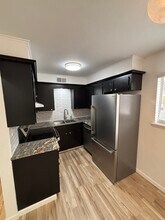 1735 S Peoria Ave, Unit 4 in Tulsa, OK - Building Photo - Building Photo