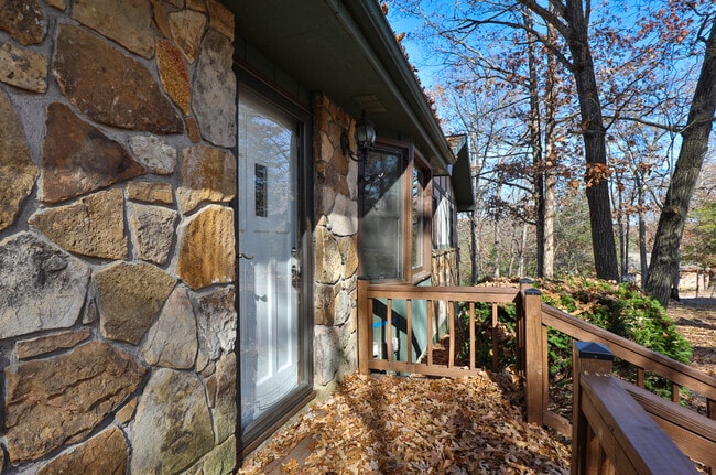 137 Wallen Blf in Branson, MO - Building Photo - Building Photo