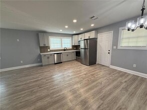 2300 Delille St in Chalmette, LA - Building Photo - Building Photo