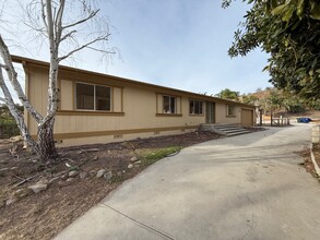 6500 Chagall Dr in Moorpark, CA - Building Photo - Building Photo