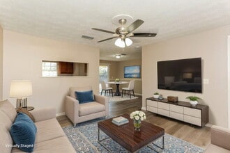 7594 Raborn Ln in Jacksonville, FL - Building Photo - Building Photo