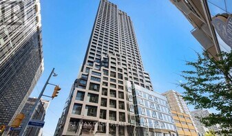 20 Soudan Ave, Unit 3703 in Toronto, ON - Building Photo
