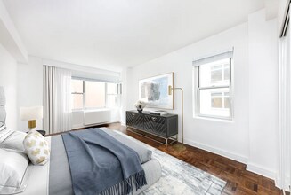 20 W 68th St in New York, NY - Building Photo - Building Photo