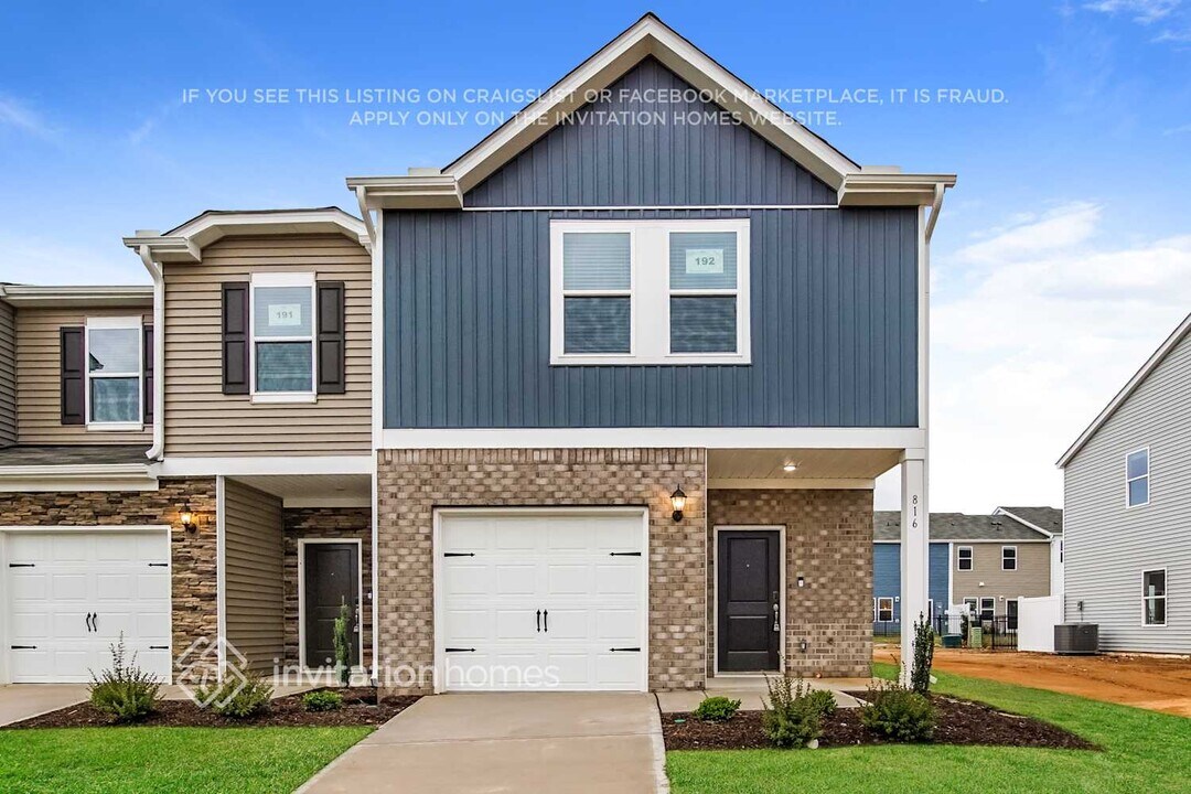 816 Holiday Pk Ln in Knightdale, NC - Building Photo