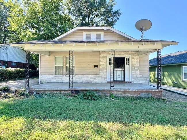 property at 2335 Boyle Ave