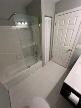 5063 Heatherhill Ln in Boca Raton, FL - Building Photo - Building Photo