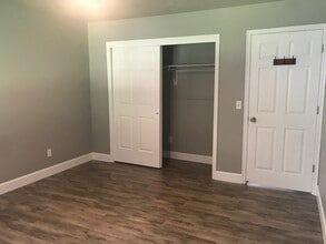 8379 Sycamore Tree Cove, Unit Private Bed and Bath in Sandy, UT - Building Photo - Building Photo