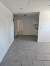1300 N 22nd St, Unit 1 in Las Vegas, NV - Building Photo - Building Photo