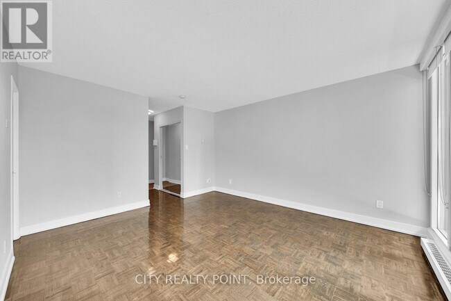 33 Isabella St in Toronto, ON - Building Photo - Building Photo
