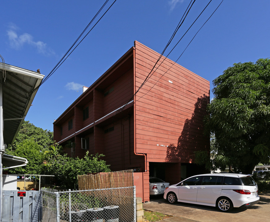 1833 Fern St in Honolulu, HI - Building Photo