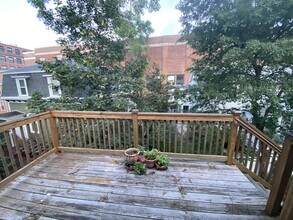 15 Boardman St, Unit 2 in Cambridge, MA - Foto de edificio - Building Photo