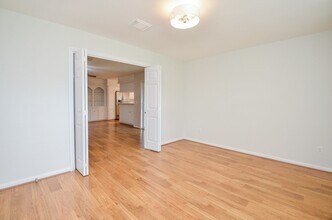 7719 Lacy Hill Dr in Houston, TX - Building Photo - Building Photo