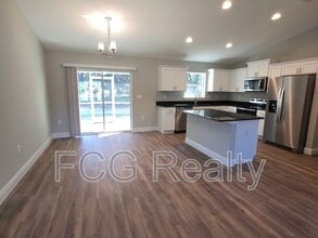 10 Pine Cir Way in Ocala, FL - Building Photo - Building Photo